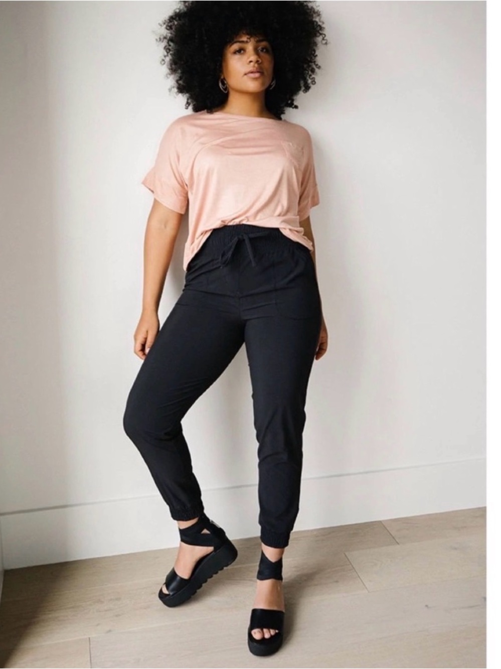 Albion Destination Jogger in Black.